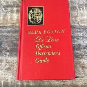 Old Mr.Boston Deluxe Official Bartenders Guide